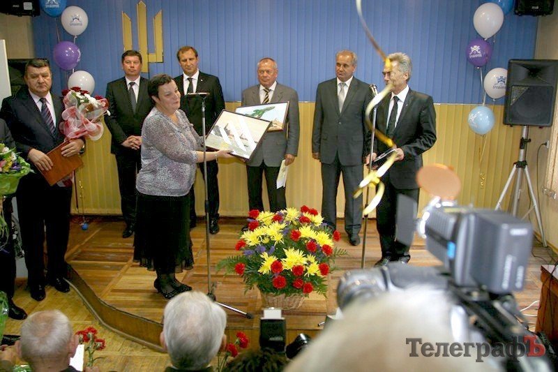 В Кременчуге поздравили ветеранов, которые проходят лечение в госпитале В Кременчуге поздравили ветеранов, которые проходят лечение в госпитале