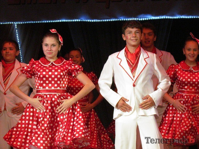 Гран-при Всеукраинского хореографического фестиваля «Кременчугские выкрутасы» получил коллектив дворца культуры «Кредмаш» - «Фурор» Гран-при Всеукраинского хореографического фестиваля «Кременчугские выкрутасы» получил коллектив дворца культуры «Кредмаш» - «Фурор»