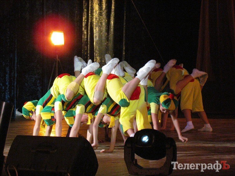 Гран-при Всеукраинского хореографического фестиваля «Кременчугские выкрутасы» получил коллектив дворца культуры «Кредмаш» - «Фурор» Гран-при Всеукраинского хореографического фестиваля «Кременчугские выкрутасы» получил коллектив дворца культуры «Кредмаш» - «Фурор»