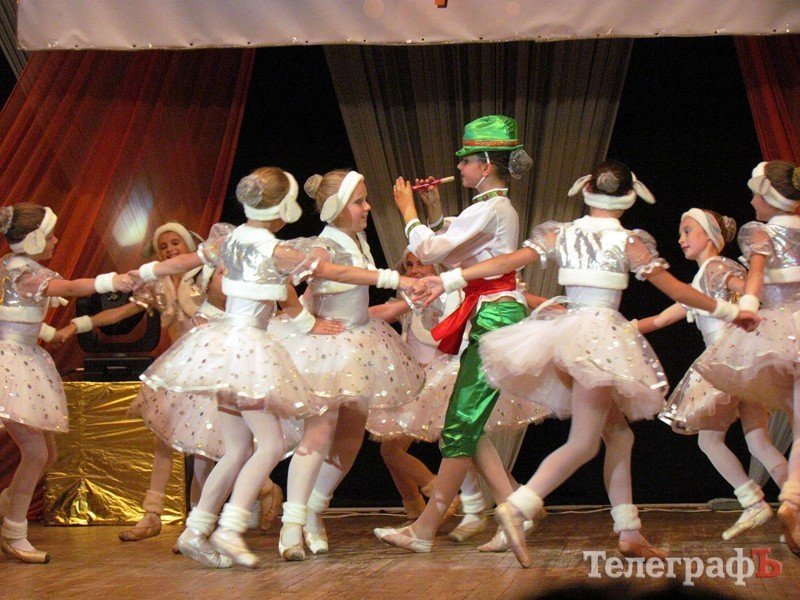 Гран-при Всеукраинского хореографического фестиваля «Кременчугские выкрутасы» получил коллектив дворца культуры «Кредмаш» - «Фурор» Гран-при Всеукраинского хореографического фестиваля «Кременчугские выкрутасы» получил коллектив дворца культуры «Кредмаш» - «Фурор»