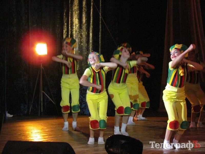 Гран-при Всеукраинского хореографического фестиваля «Кременчугские выкрутасы» получил коллектив дворца культуры «Кредмаш» - «Фурор» Гран-при Всеукраинского хореографического фестиваля «Кременчугские выкрутасы» получил коллектив дворца культуры «Кредмаш» - «Фурор»