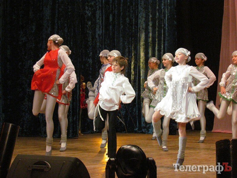 Гран-при Всеукраинского хореографического фестиваля «Кременчугские выкрутасы» получил коллектив дворца культуры «Кредмаш» - «Фурор» Гран-при Всеукраинского хореографического фестиваля «Кременчугские выкрутасы» получил коллектив дворца культуры «Кредмаш» - «Фурор»