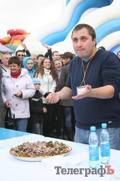 В Миргороде на Полтавщине отмечают праздник свиньи В Миргороде на Полтавщине отмечают праздник свиньи