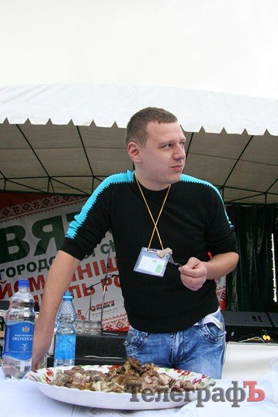 В Миргороде на Полтавщине отмечают праздник свиньи В Миргороде на Полтавщине отмечают праздник свиньи