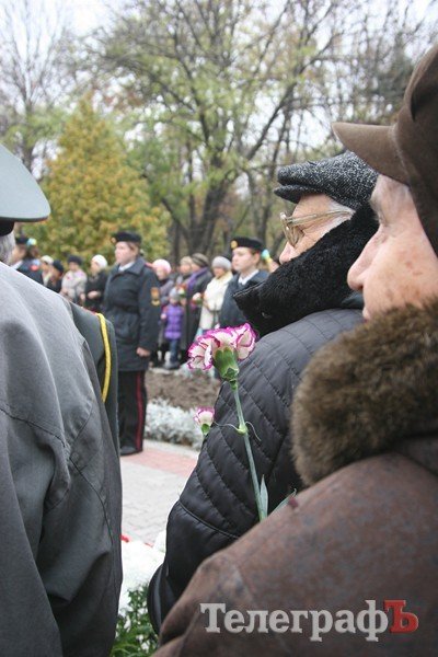 В Кременчуге состоялся митинг в честь освобождения Украины (фоторепортаж) В Кременчуге состоялся митинг в честь освобождения Украины (фоторепортаж)