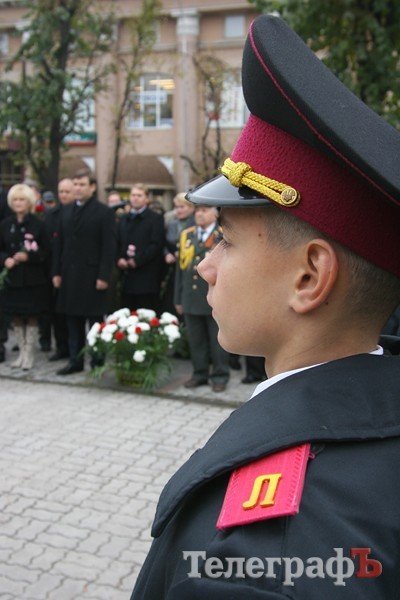 В Кременчуге состоялся митинг в честь освобождения Украины (фоторепортаж) В Кременчуге состоялся митинг в честь освобождения Украины (фоторепортаж)