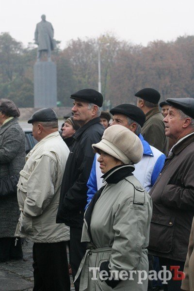 В Кременчуге чернобыльцы пикетировали сессию горсовета В Кременчуге чернобыльцы пикетировали сессию горсовета