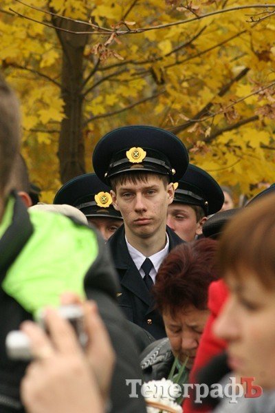 В Кременчуге торжественно открыли Аллею героев труда (ФОТО) В Кременчуге торжественно открыли Аллею героев труда (ФОТО)