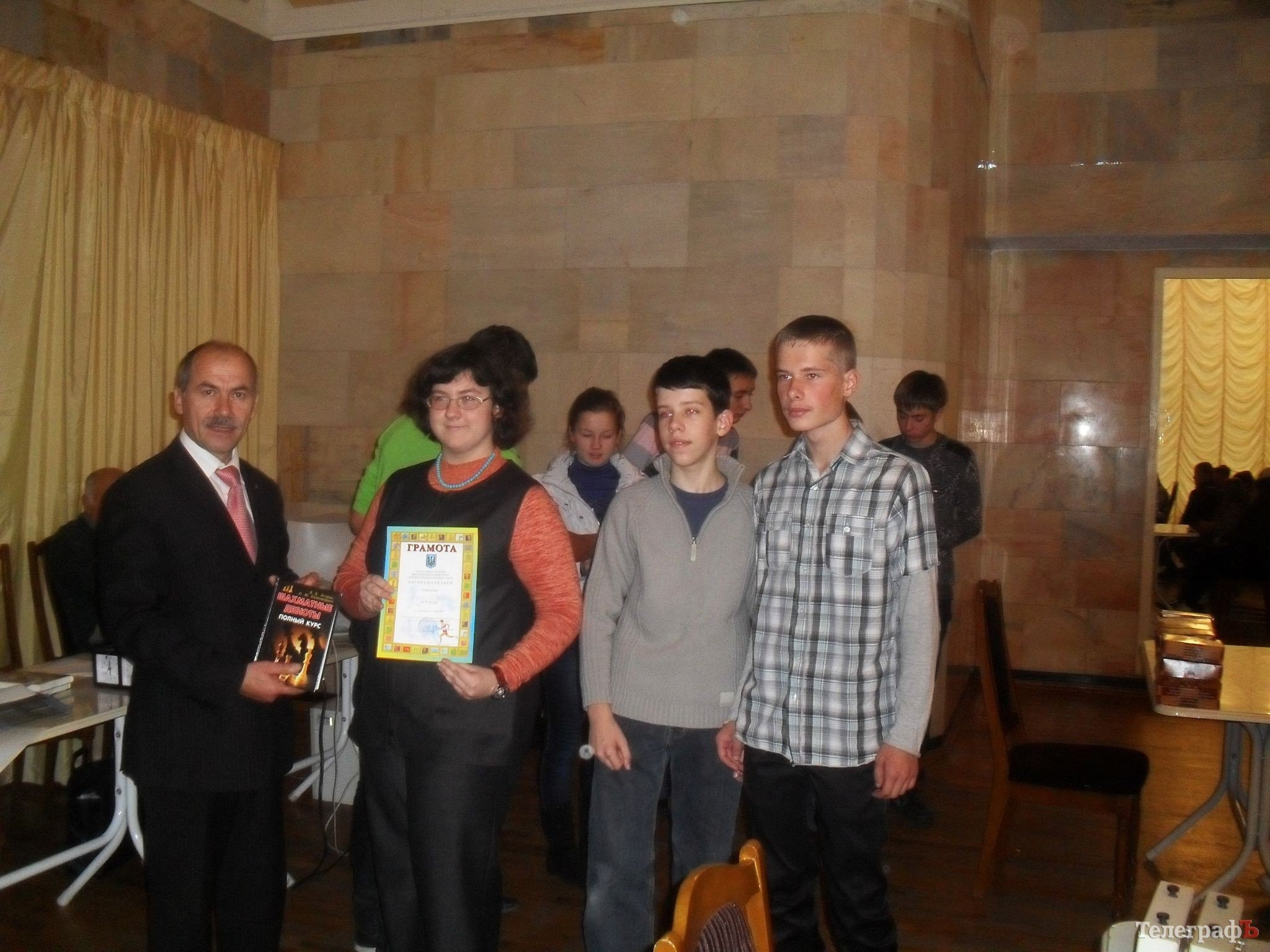 ШАХМАТЫ. Ученики лицея №30 выиграли чемпионат Кременчуга по шахматам среди школ. ШАХМАТЫ. Ученики лицея №30 выиграли чемпионат Кременчуга по шахматам среди школ.