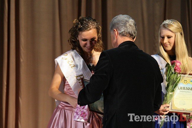 В Кременчуге выбрали королеву КрНУ (ФОТОРЕПОРТАЖ) В Кременчуге выбрали королеву КрНУ (ФОТОРЕПОРТАЖ)