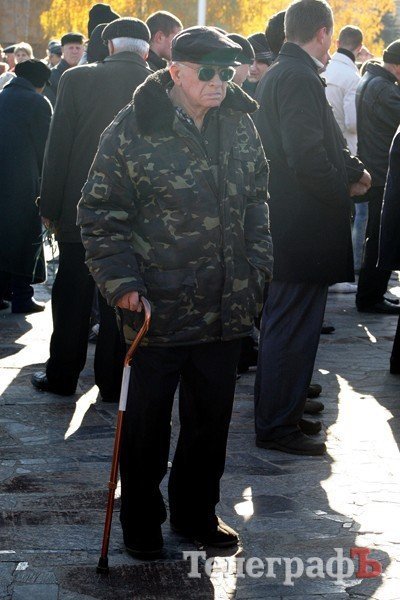 Коммунисты Кременчуга отметили 7 ноября (ФОТОРЕПОРТАЖ) Коммунисты Кременчуга отметили 7 ноября (ФОТОРЕПОРТАЖ)