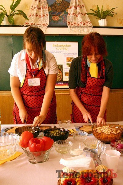 В школе №3 встречали делегацию из Индонезии В школе №3 встречали делегацию из Индонезии