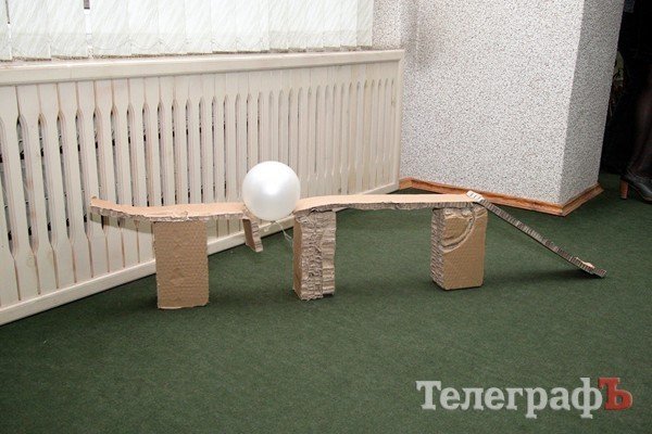 В Кременчуге открылась неформатная выставка неформатных художников (ФОТО) В Кременчуге открылась неформатная выставка неформатных художников (ФОТО)