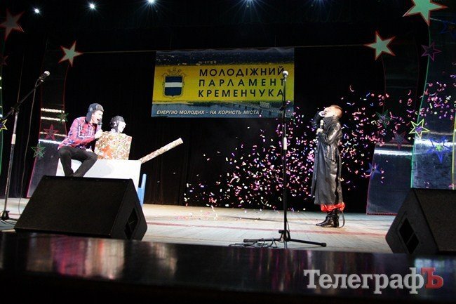 Победителем конкурса «Студент года-2011» стал любимец девочек и «Телеграфа» Леша Гедройц (ФОТОРЕПОРТАЖ) Победителем конкурса «Студент года-2011» стал любимец девочек и «Телеграфа» Леша Гедройц (ФОТОРЕПОРТАЖ)