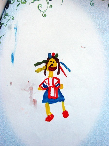 Приколы нашего городка: рисуют дети - главное, чтобы веночек сидел (ФОТО) Приколы нашего городка: рисуют дети - главное, чтобы веночек сидел (ФОТО)