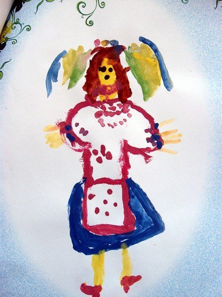 Приколы нашего городка: рисуют дети - главное, чтобы веночек сидел (ФОТО) Приколы нашего городка: рисуют дети - главное, чтобы веночек сидел (ФОТО)