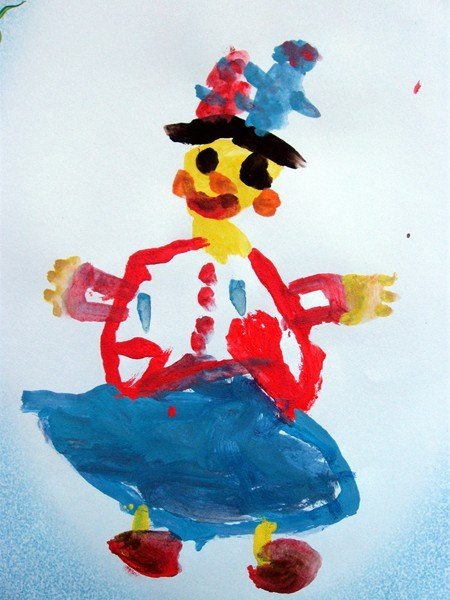 Приколы нашего городка: рисуют дети - главное, чтобы веночек сидел (ФОТО) Приколы нашего городка: рисуют дети - главное, чтобы веночек сидел (ФОТО)