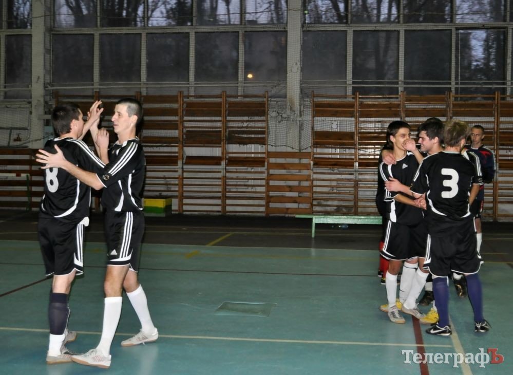ФУТЗАЛ. Кубок им.М.Белых. Студентам палец в рот не клади… ФУТЗАЛ. Кубок им.М.Белых. Студентам палец в рот не клади…