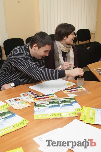 В Кременчуге будущие папы рисовали картины на животах будущих мам (ФОТО) В Кременчуге будущие папы рисовали картины на животах будущих мам (ФОТО)