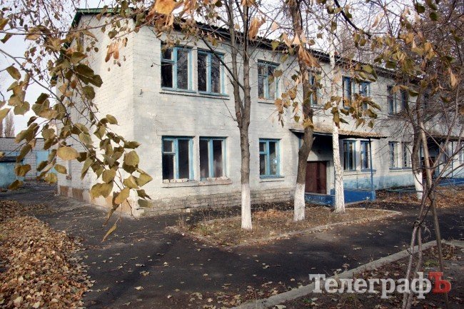  Здание на Молодежном (ул. Довженко,10) Здание на Молодежном (ул. Довженко,10) 