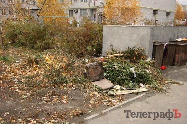 9 ноября 2011 г. Двор по улице Шевченко, 55 9 ноября 2011 г. Двор по улице Шевченко, 55