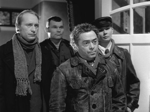 Фрагмент из кинофильма "Собачье сердце" Фрагмент из кинофильма "Собачье сердце"