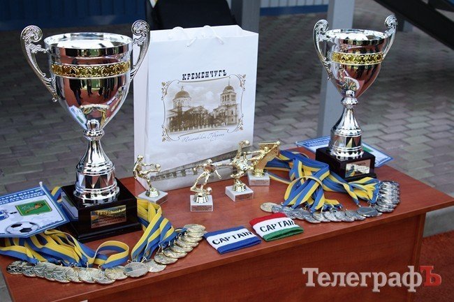 Дружеский матч между властями Кременчуга и их коллегами из Харькова Дружеский матч между властями Кременчуга и их коллегами из Харькова