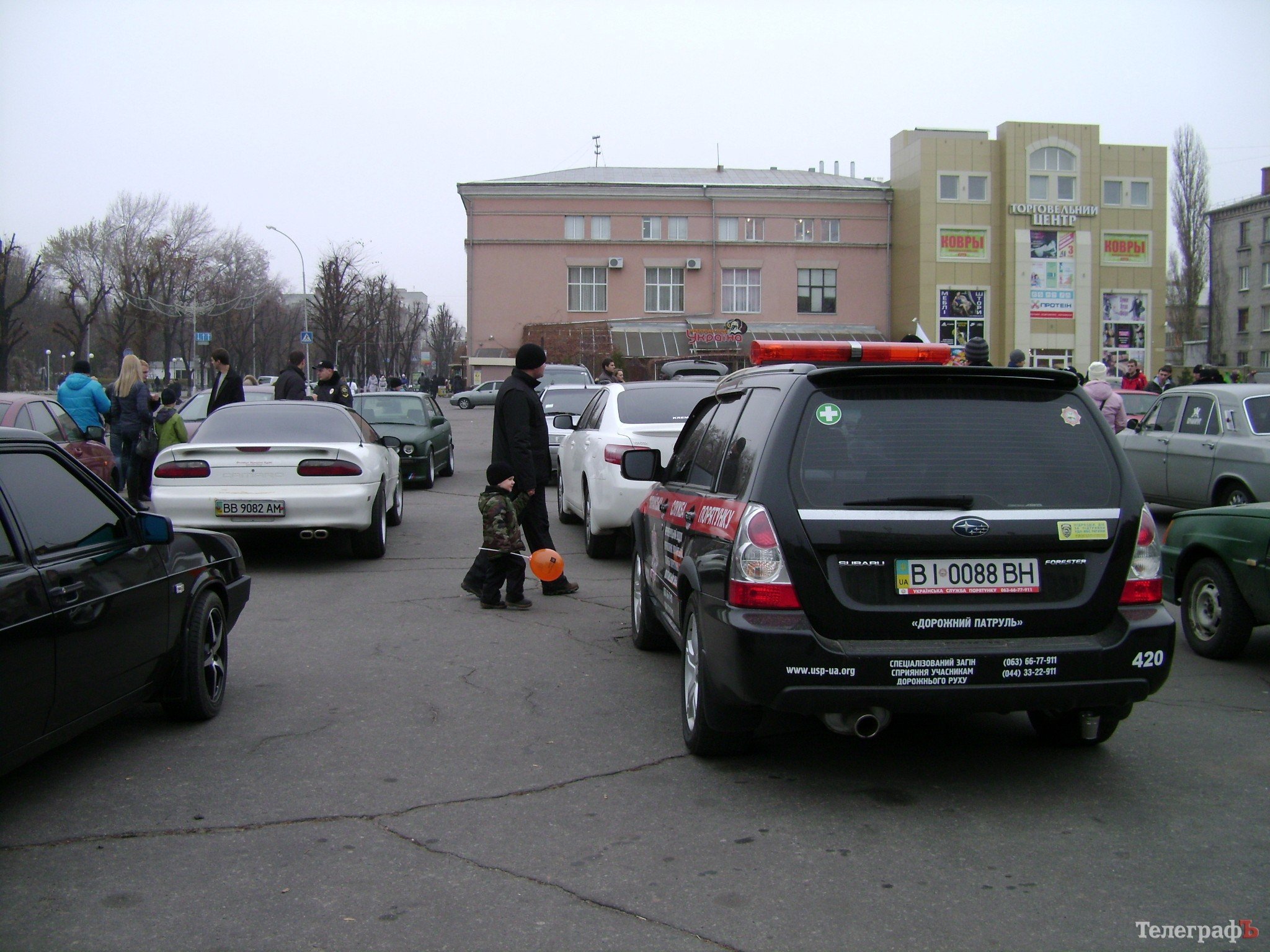 В Кременчуге автомобилисты почтили память жертв ДТП (ФОТО, ВИДЕО) В Кременчуге автомобилисты почтили память жертв ДТП (ФОТО, ВИДЕО)