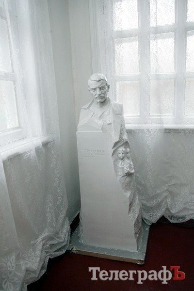 Музей Макаренко открыли после ремонта (ФОТО) Музей Макаренко открыли после ремонта (ФОТО)