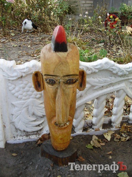 Двор дома № 5 на улице Космической (Раковка) Двор дома № 5 на улице Космической (Раковка)