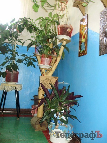 На Космической улице в Кременчуге поселилась Баба Яга (ФОТО) На Космической улице в Кременчуге поселилась Баба Яга (ФОТО)