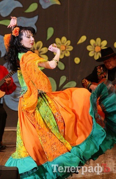 Цыганский музыкально-драматический театр "Романс Цыганский музыкально-драматический театр "Романс