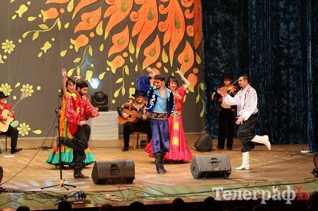 Цыганский музыкально-драматический театр "Романс Цыганский музыкально-драматический театр "Романс