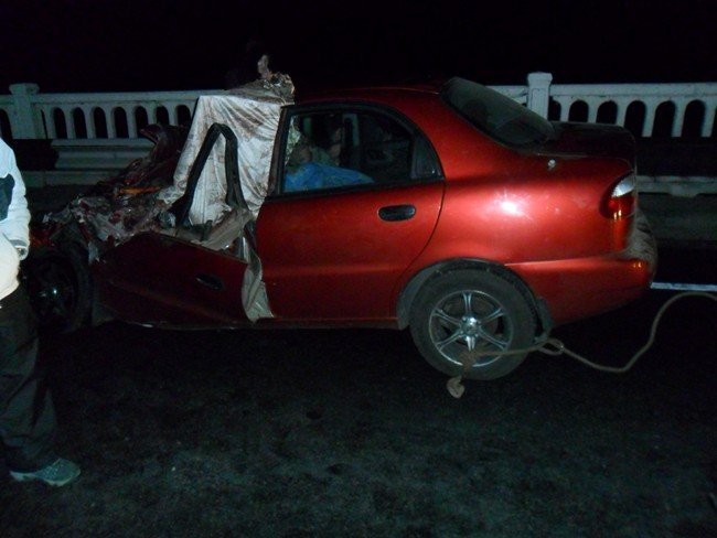 ДТП на мосту через речку Сула 27 ноября 2011г. ДТП на мосту через речку Сула 27 ноября 2011г.