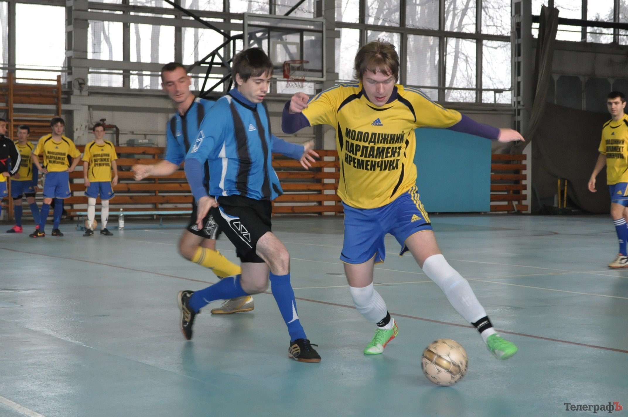 ФУТЗАЛ. Чемпионат Кременчуга. ОЛСУ и «Горняк» уходят в отрыв. Дополнено ВИДЕО. ФУТЗАЛ. Чемпионат Кременчуга. ОЛСУ и «Горняк» уходят в отрыв. Дополнено ВИДЕО.