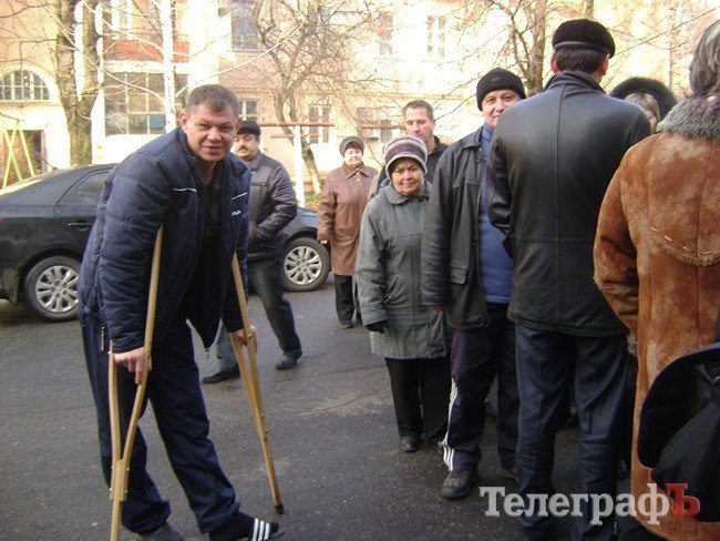 Кременчужане атакуют управление Госкомзема (ФОТО) Кременчужане атакуют управление Госкомзема (ФОТО)