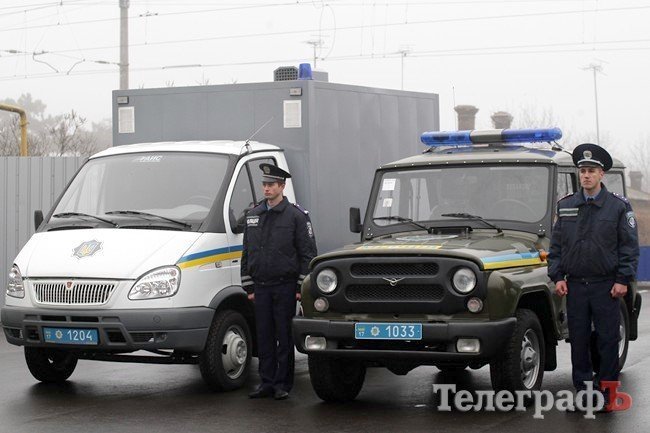 Крюковские милиционеры отпраздновали новоселье (ФОТОРЕПОРТАЖ) Крюковские милиционеры отпраздновали новоселье (ФОТОРЕПОРТАЖ)