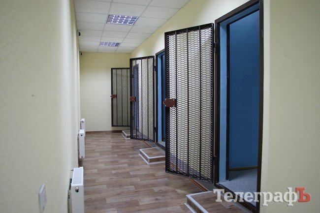 Крюковские милиционеры отпраздновали новоселье (ФОТОРЕПОРТАЖ) Крюковские милиционеры отпраздновали новоселье (ФОТОРЕПОРТАЖ)