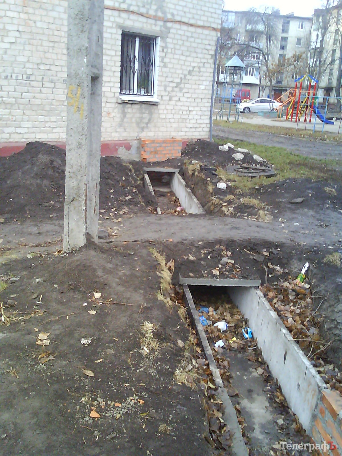 Разрытые улицы Молодежного и ямы вместо люков (ФОТОФАКТ) Разрытые улицы Молодежного и ямы вместо люков (ФОТОФАКТ)