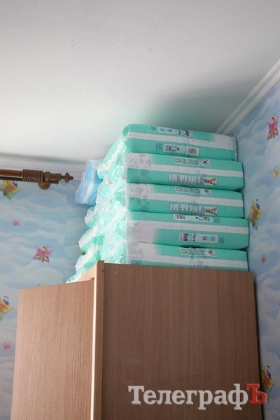 Огромные пачки памперсов Огромные пачки памперсов