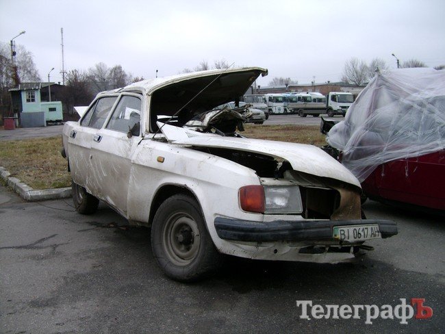"Toyota Camry" и "Волга" "Toyota Camry" и "Волга"