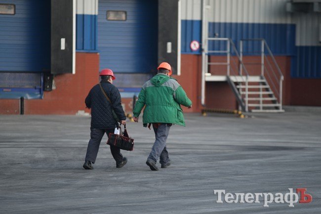 На складах табачной фабрики прошли учения: по легенде взорвалась газовая котельная (ФОТО, ВИДЕО) На складах табачной фабрики прошли учения: по легенде взорвалась газовая котельная (ФОТО, ВИДЕО)