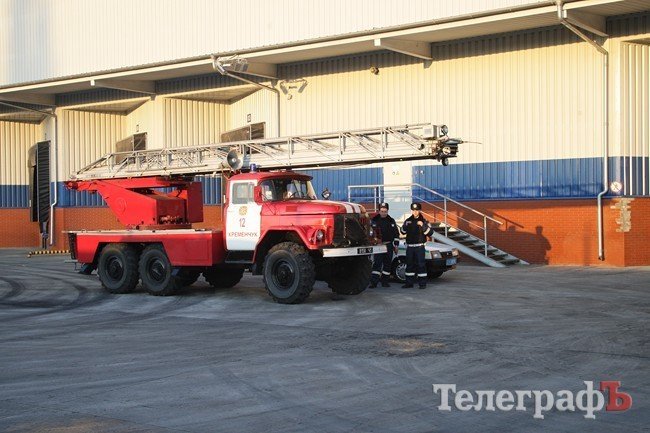 На складах табачной фабрики прошли учения: по легенде взорвалась газовая котельная (ФОТО, ВИДЕО) На складах табачной фабрики прошли учения: по легенде взорвалась газовая котельная (ФОТО, ВИДЕО)