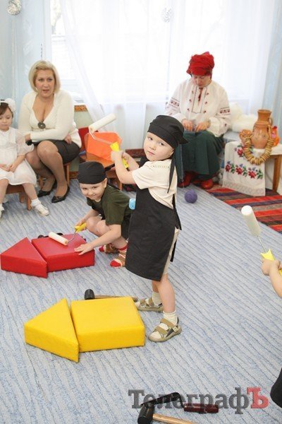 В День Святого Николая воспитанники дома ребенка получили подарки (ФОТО) В День Святого Николая воспитанники дома ребенка получили подарки (ФОТО)