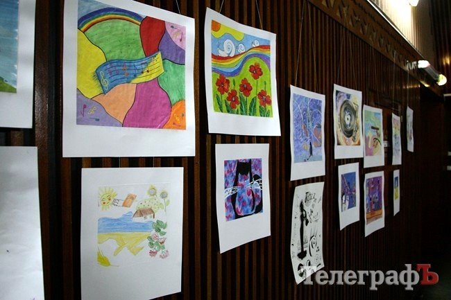 Кременчугкий джаз-бенд «Apple Jam» выпустил альбом «Колоритми джазу» (ФОТО) Кременчугкий джаз-бенд «Apple Jam» выпустил альбом «Колоритми джазу» (ФОТО)