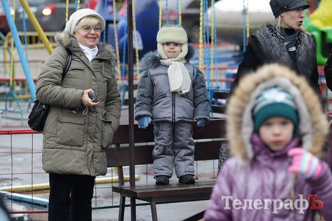 В Кременчуге открыли главную елку (ФОТОРЕПОРТАЖ) В Кременчуге открыли главную елку (ФОТОРЕПОРТАЖ)
