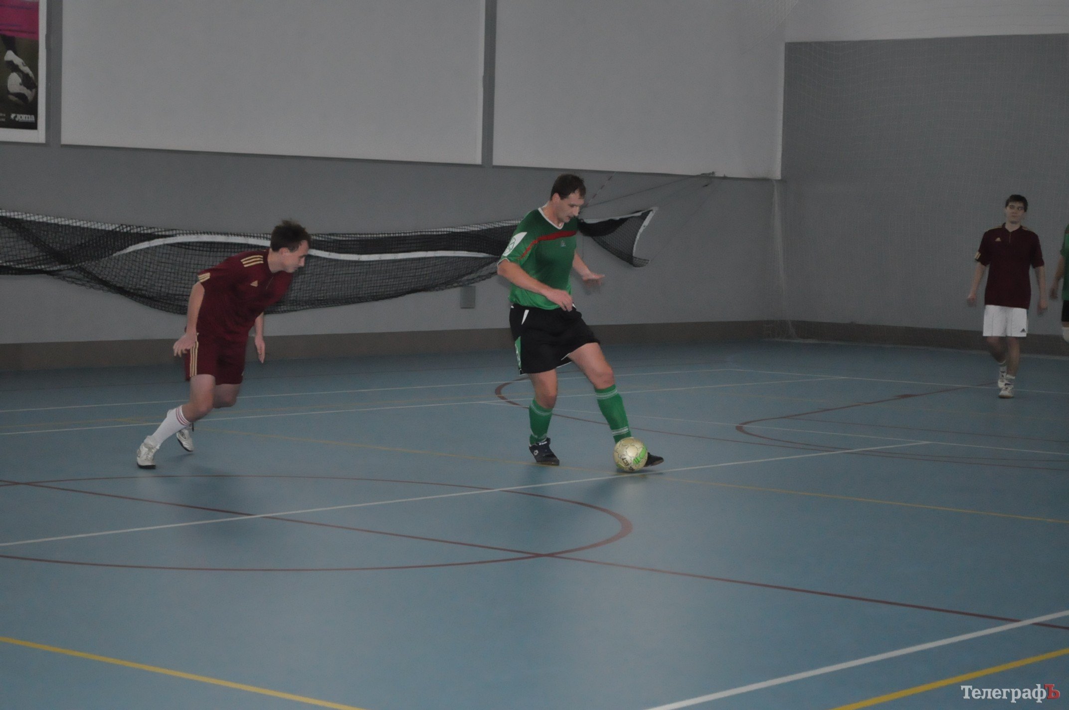 ФУТЗАЛ. Чемпионат Кременчугского района. Нешуточные страсти на «Шараде». ФУТЗАЛ. Чемпионат Кременчугского района. Нешуточные страсти на «Шараде».