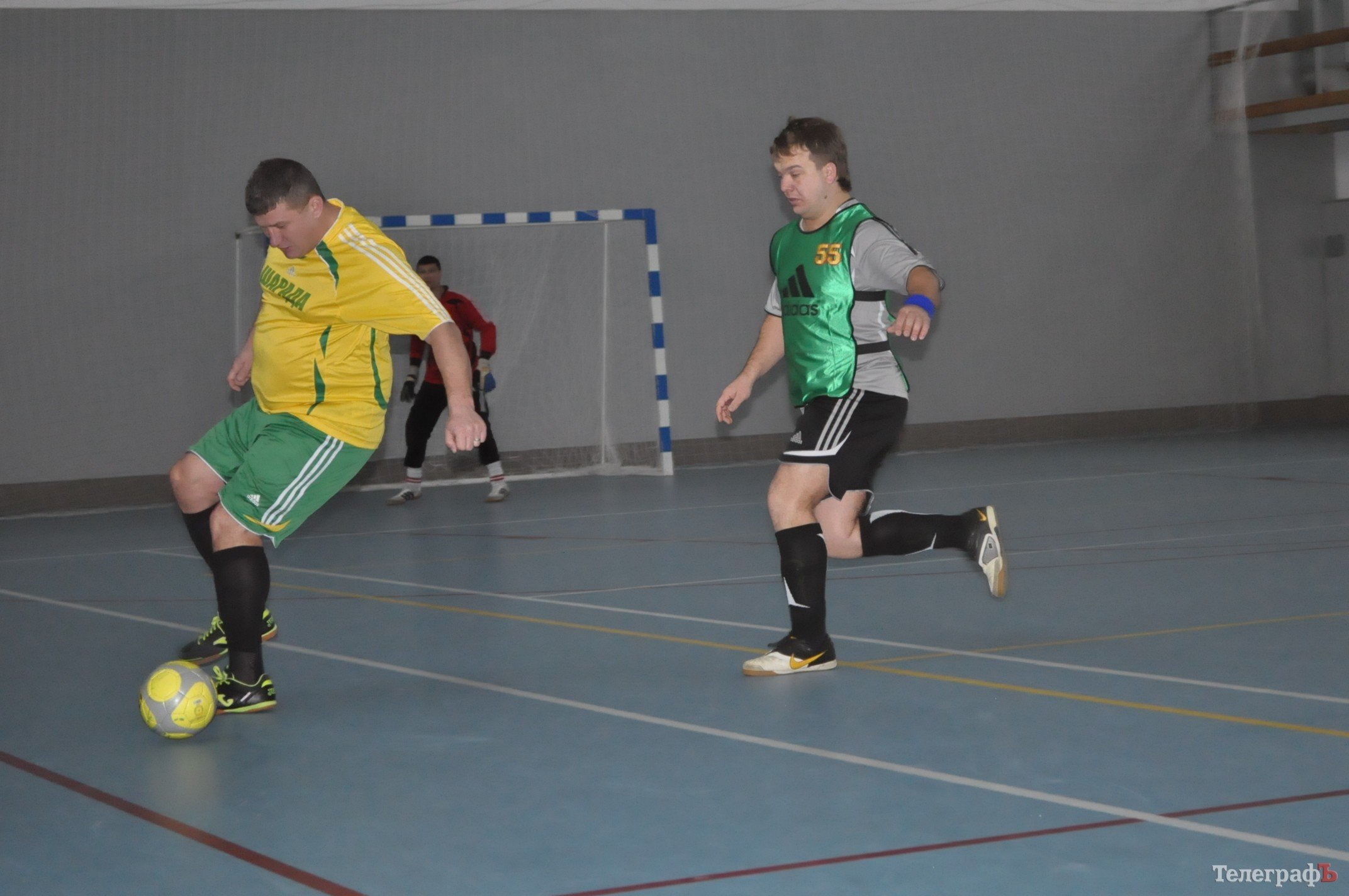 ФУТЗАЛ. Чемпионат Кременчугского района. Нешуточные страсти на «Шараде». ФУТЗАЛ. Чемпионат Кременчугского района. Нешуточные страсти на «Шараде».