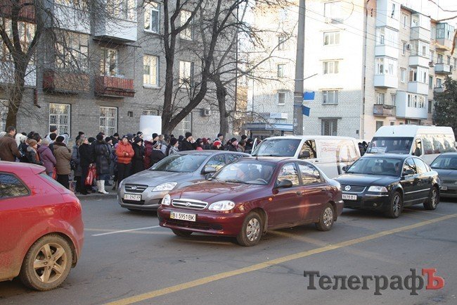 На мосту в Кременчуге авария и пробка (ДОПОЛНЕНО) На мосту в Кременчуге авария и пробка (ДОПОЛНЕНО)