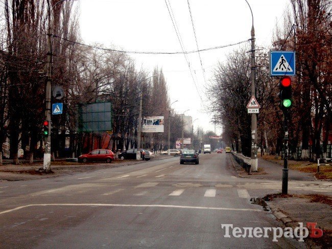 Внимание: в Кременчуге работал опасный светофор (ФОТО) Внимание: в Кременчуге работал опасный светофор (ФОТО)
